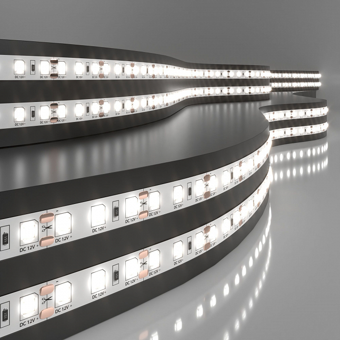 Светодиодная лента Elektrostandard Лента светодиодная 12V 9,6W 120Led 2835 IP20 дневной белый, 5м